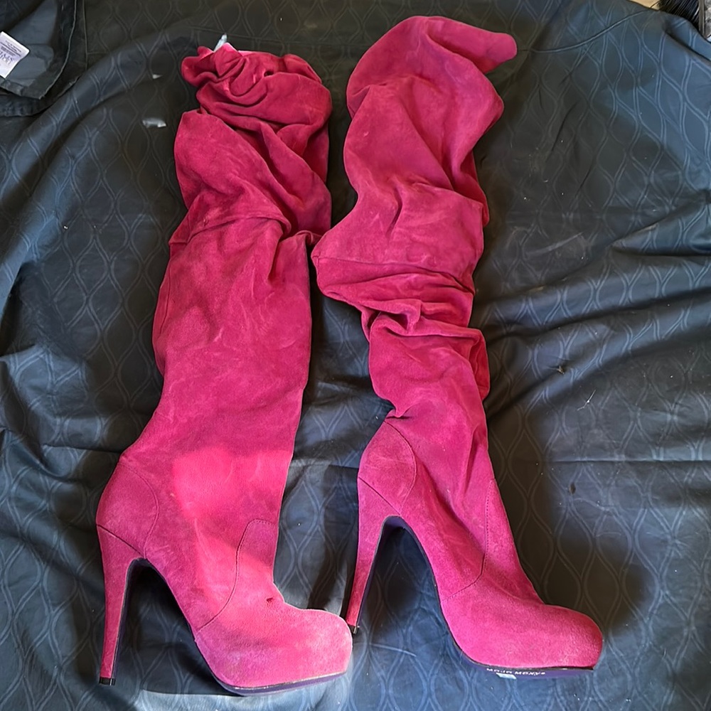 Slouch boots